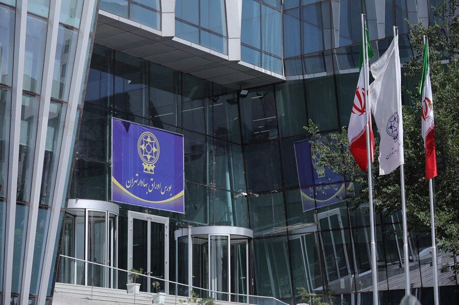 مدیرعامل بورس تهران استعفا داد