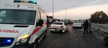 تصادف زنجیره‌ای در اتوبان کرج-قزوین با  ۲۴ کشته و مصدوم