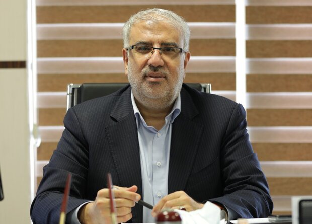 تشکر وزیر نفت از سپاه برای نجات نفتکش ایرانی از چنگ دزدان دریایی آمریکا