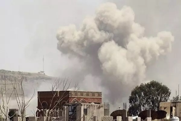 جنگنده‌های سعودی دانشکده نظامی یمن را بمباران کردند