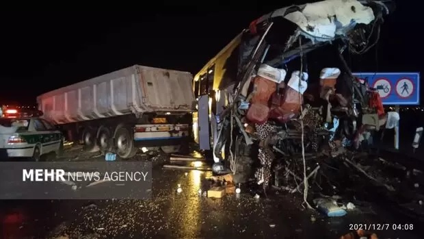 فوتی‌های تصادف اتوبوس دهدشت به ۱۱ نفر افزایش یافت