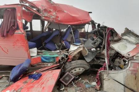 بی‌احتیاطی راننده مینی‌بوس علت سانحه تصادف دانش آموزان