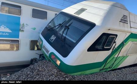 تصاویر برخورد دو قطار متروی کرج - تهران