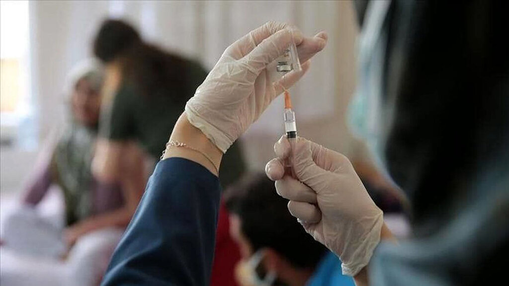 ۱۱ میلیون و ۴۰۴ هزار نفر دوز سوم واکسن کرونا را تزریق کرده اند