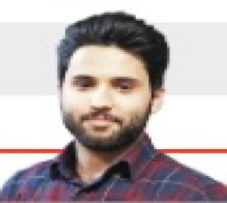 نیمه خالی به چشم می‌آید