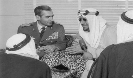 روایتی‌ از‌ رای‌ به جدایی‌ بحرین‌ از‌ ایران‌ در‌ دوره پهلوی