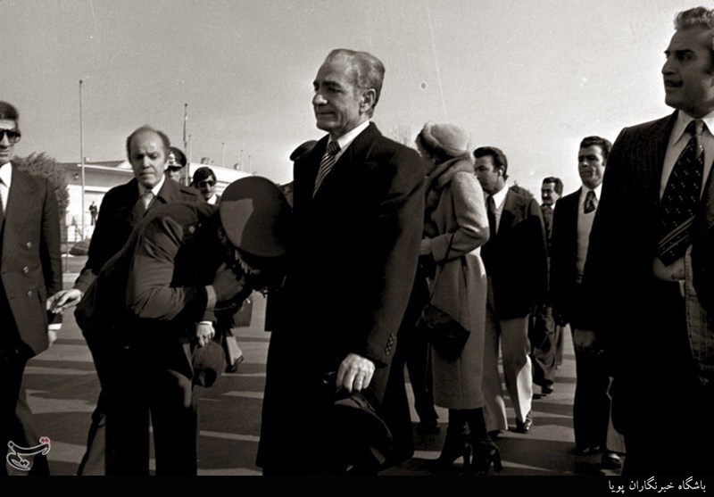 محمدرضا شاه: کله من دیگه‌ کار‌ نمی‌کنه!