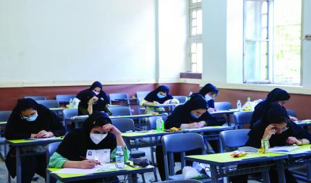 اعلام جزئیات برگزاری امتحانات نیمسال دوم رشته‌های غیرپزشکی دانشگاه آزاد