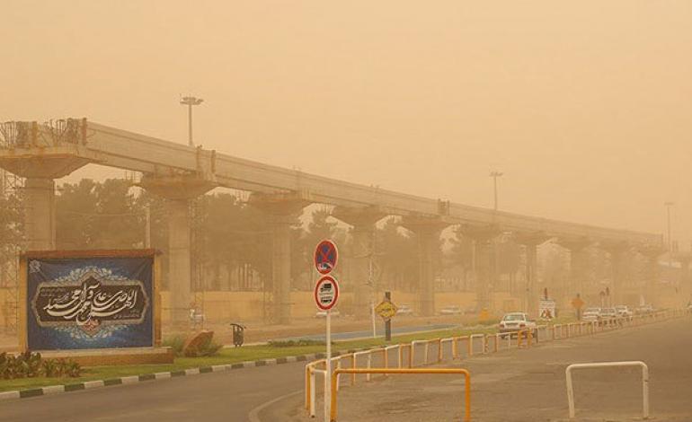هوای قم تا دوشنبه غبارآلود است