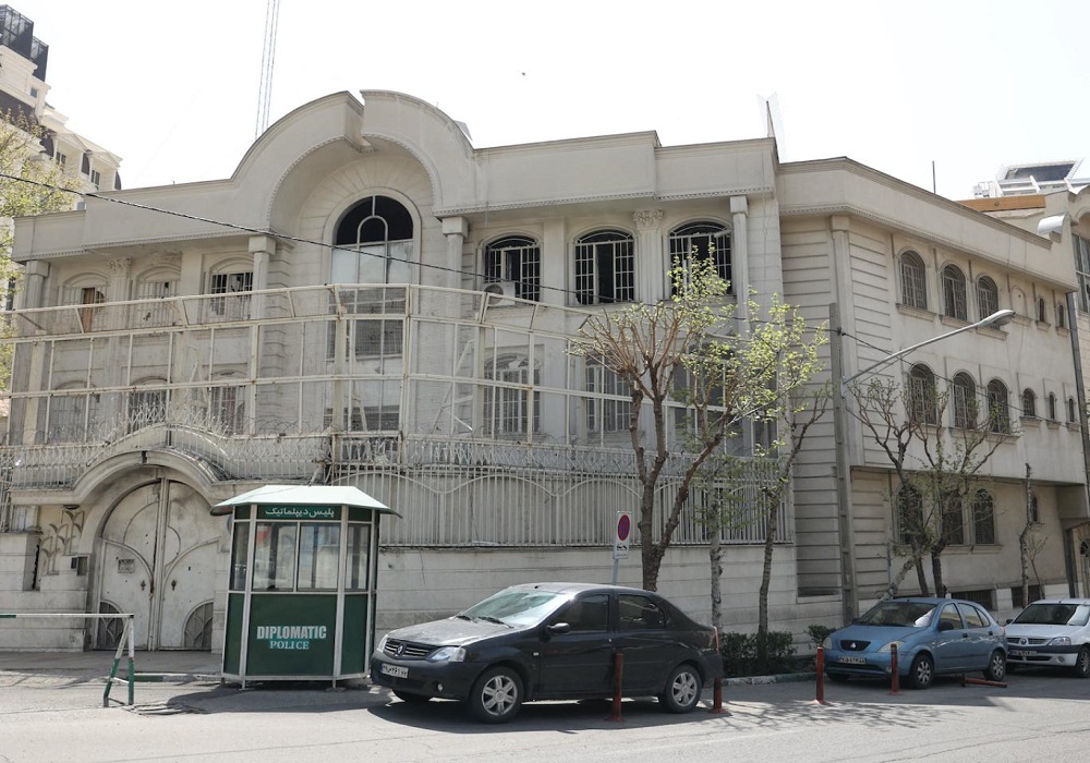 بازگشایی سفارت و سرکنسول‌گری عربستان در تهران و مشهد