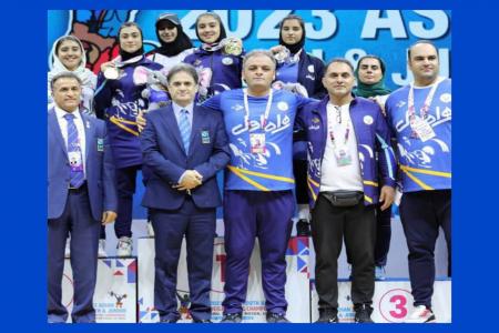 نخستین قهرمانی تاریخ وزنه‌برداری کشور توسط  دختران ایرانی کسب شد