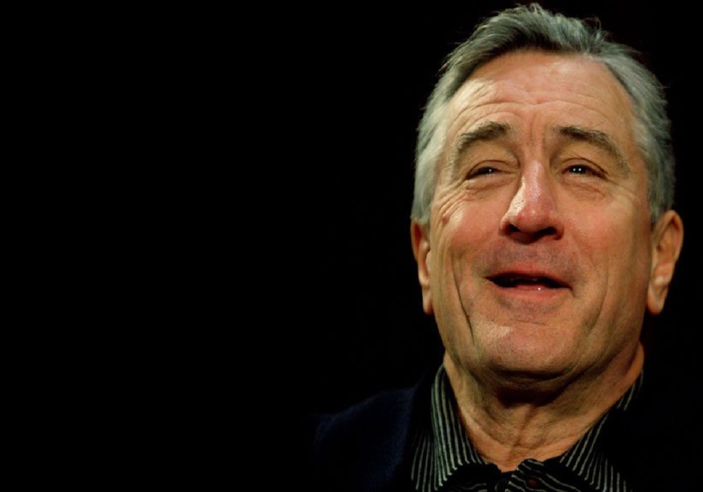 آره رابرت! دارم با تو حرف می‌زنم!