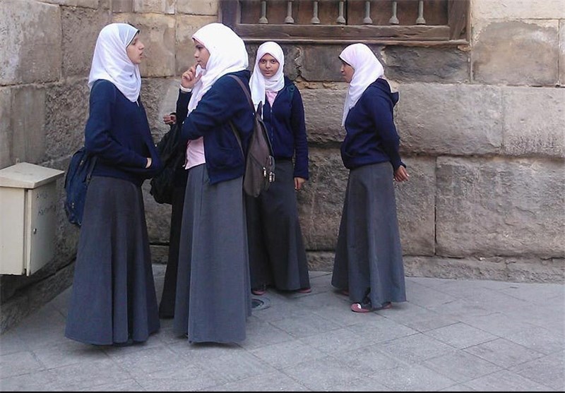 منع ورود دختران مسلمان به مدارس فرانسه