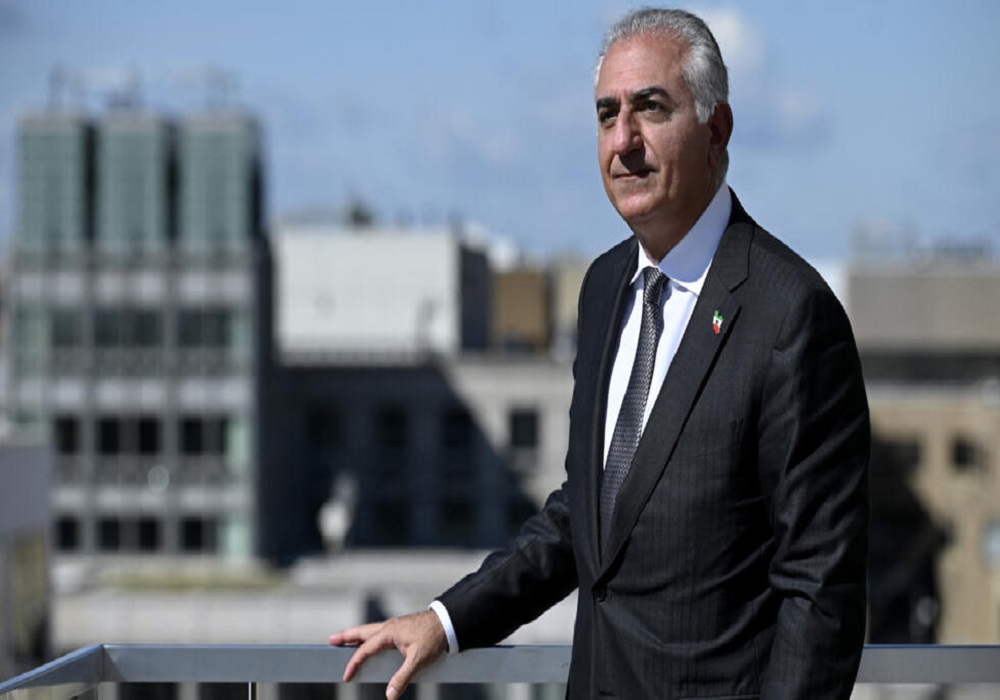 صوت افشا شده از یک خبرنگارBBC درمورد رضا پهلوی +فیلم