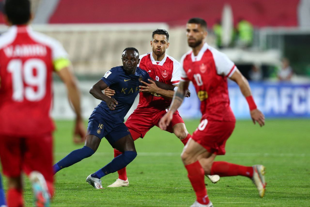 زور پرسپولیس ۱۰ نفره به النصر نرسید