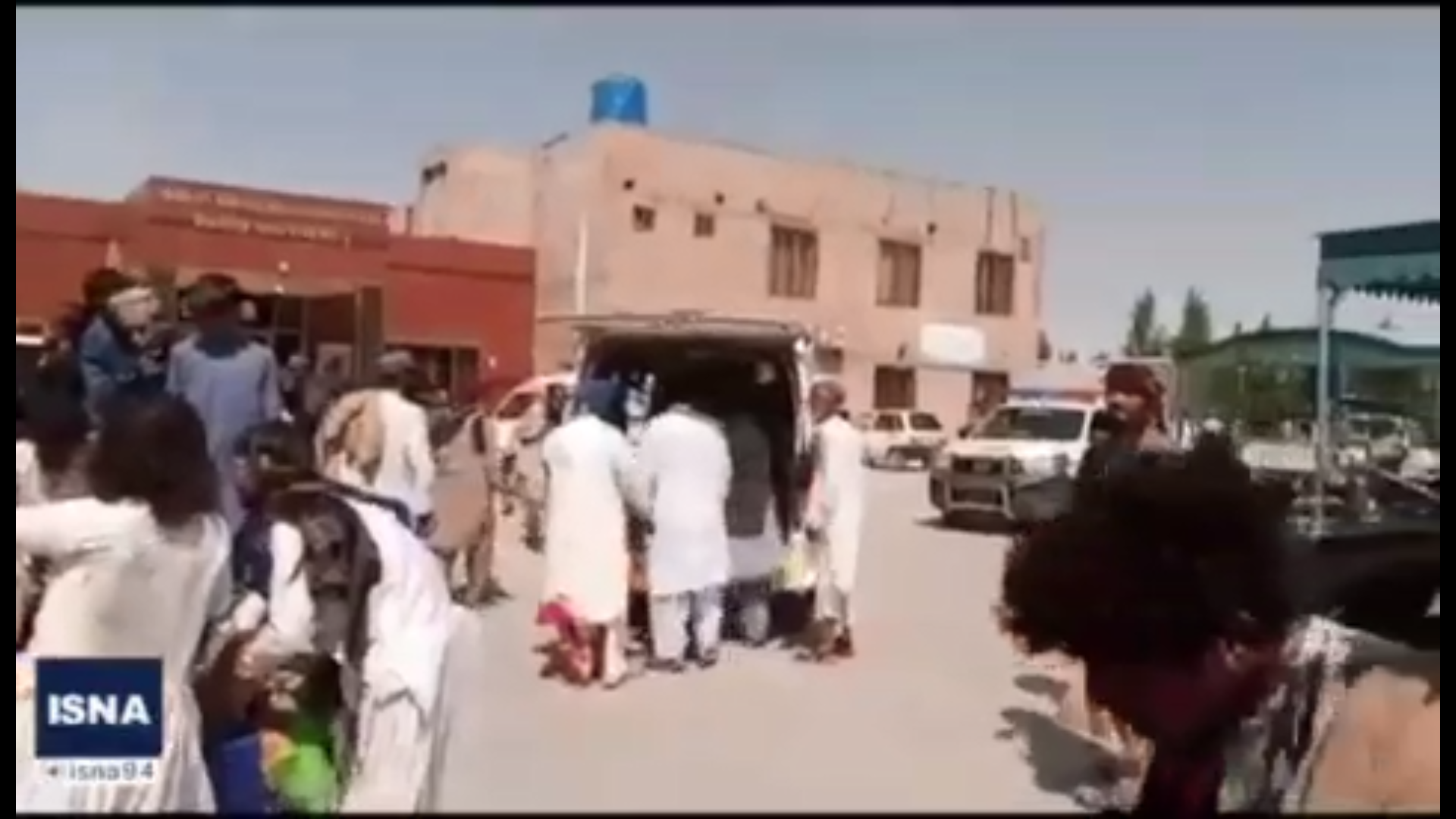 انفجار بمب در پاکستان با ۵۲ کشته و ۱۰۰ زخمی + فیلم
