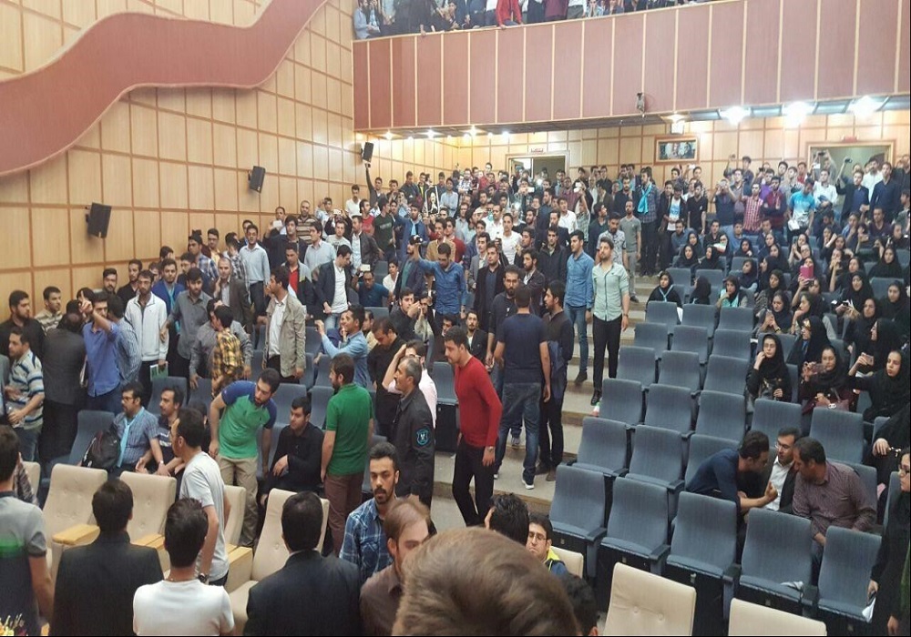 به افسارگسیختگی نظام بانکی ورود کنید  + فیلم