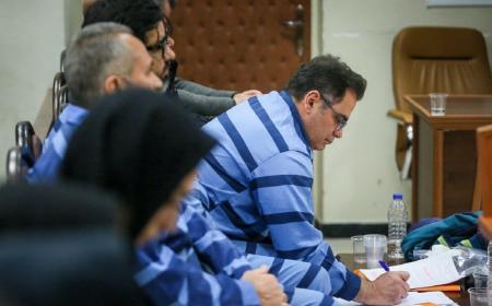 ابَرمحکوم فراری قاچاق ارز در تور وزارت اطلاعات