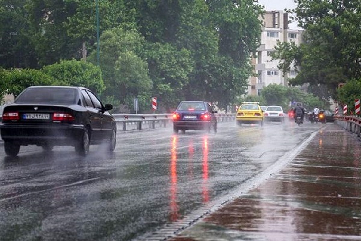 بارش باران، رگبارو رعد و برق در بسیاری از نقاط کشور