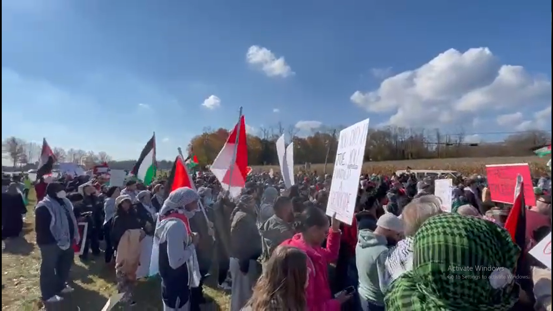 حمایت از مردم فلسطین تا در خانه بایدن هم کشیده شد + فیلم
