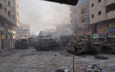 انهدام خودروهای زرهی ارتش اسرئیل در غزه + عکس