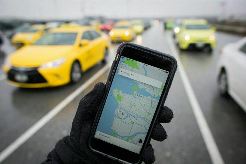 رانندگان تاکسی‌های اینترنتی بیمه می‌شوند