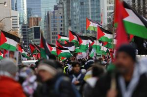 مردم کانادا در حمایت از فلسطین به خیابان‌ آمدند + تصاویر