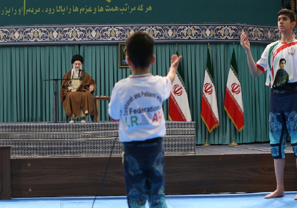 ایران قوی ورزش قوی هم می‌خواهد
