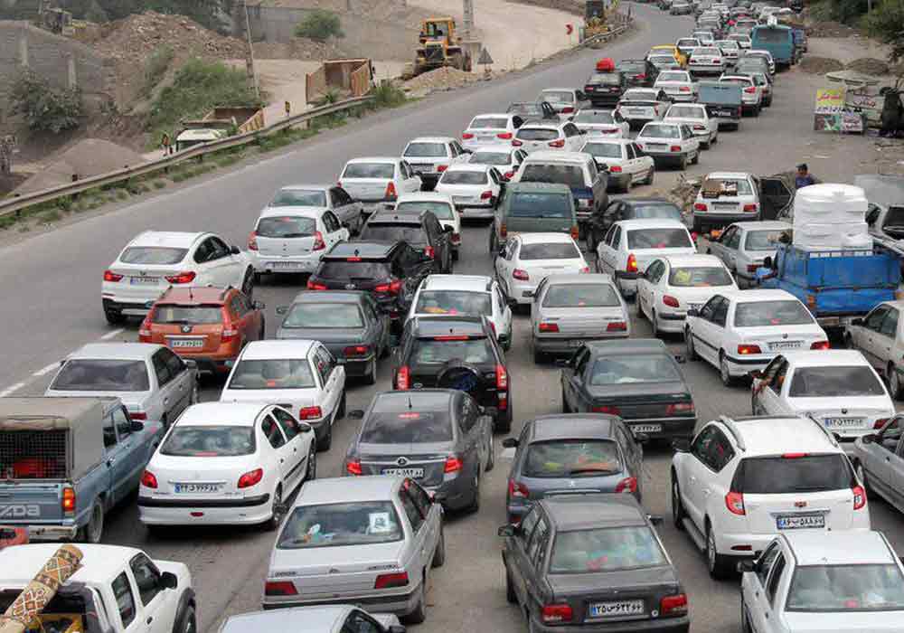 تردد از آزادراه تهران - شمال و جاده چالوس به سمت مازندران ممنوع شد