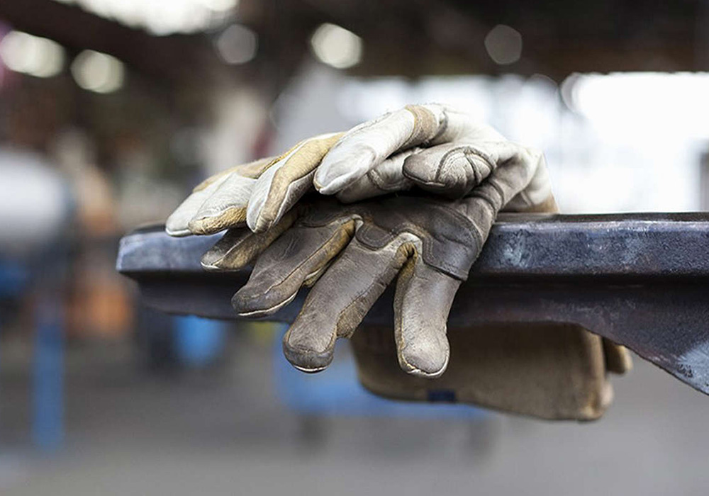 تورم، چندین طبقه بالاتر از حقوق کارگران + فیلم