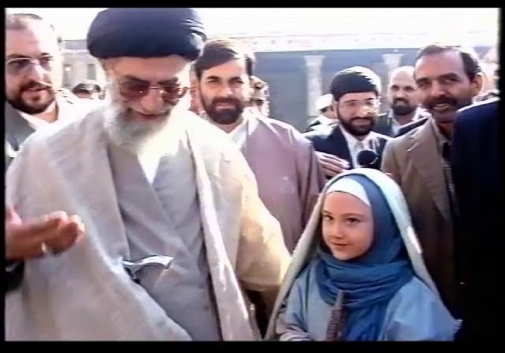 متن‌خوانی مستند توسط خانم  پروانه معصومی + فیلم