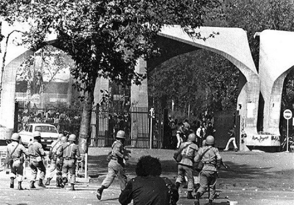 دانشجویان قربانی، پیش پای نیکسون + فیلم