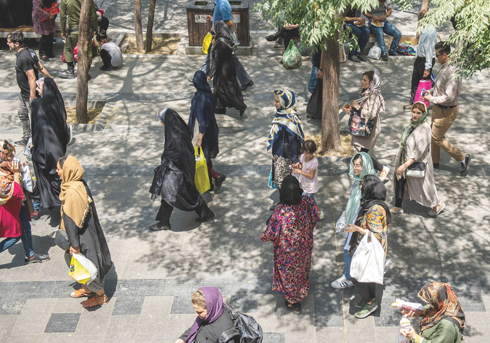 گره لایحه امنیت زنان در حسینیه امام‌خمینی باز شد