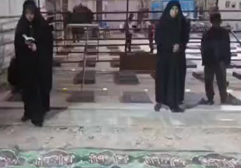 مردم همچنان در گلزار شهدای کرمان هستند + فیلم