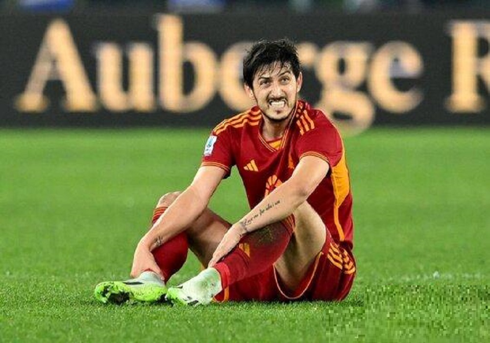 سومین اخراج سردار در شب باخت تیمش + فیلم