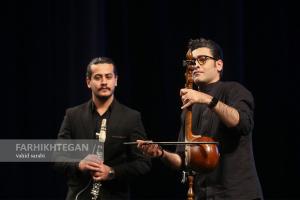 اجرای «حجت اشرف‌زاده» در دومین شب سی و نهمین جشنواره موسیقی فجر