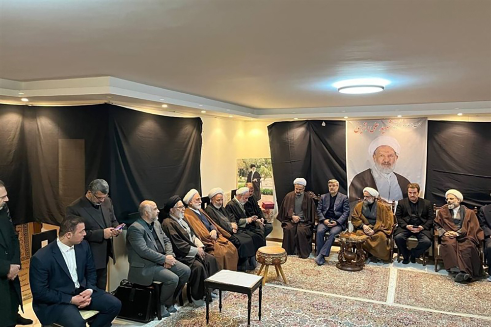 حضور محسنیاژهای در منزل شهیدان رازینی و مقیسه