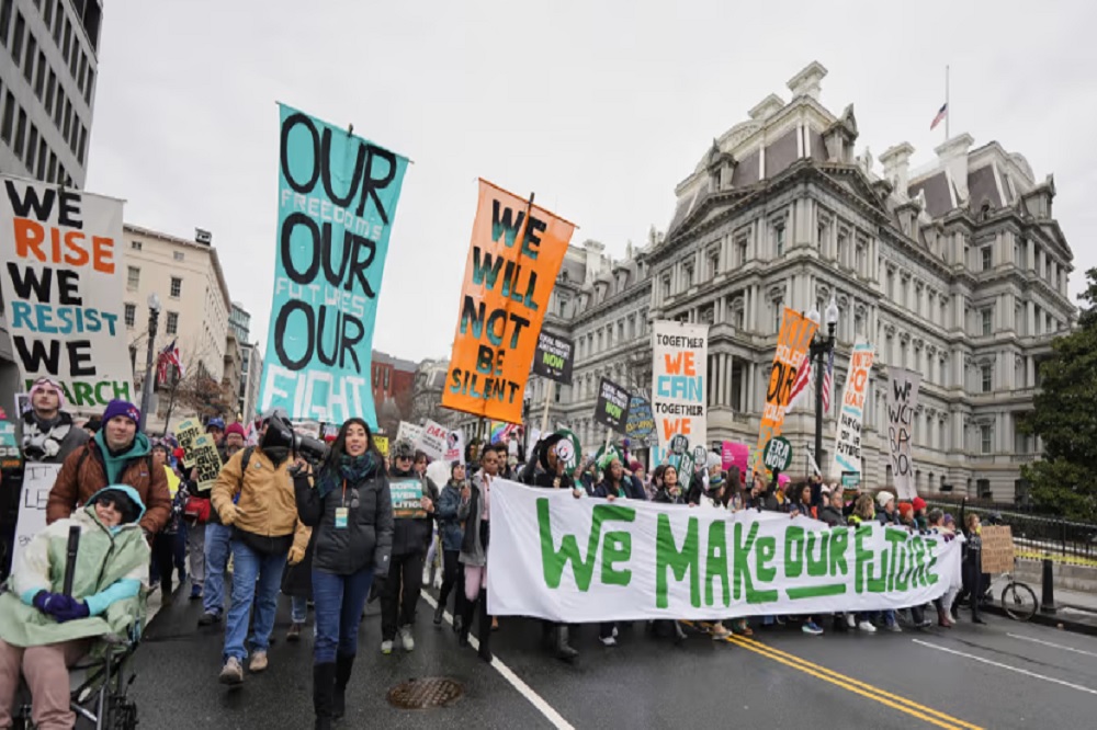 طوفان اعتراضات در واشنگتن علیه ترامپ