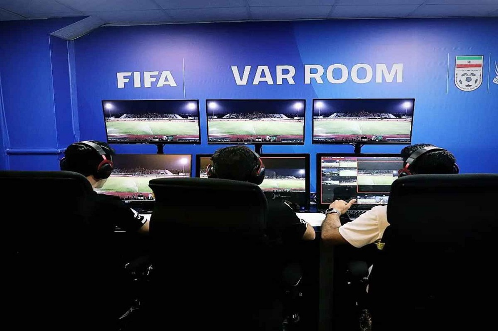 کمبود داور برای اتاق VAR!