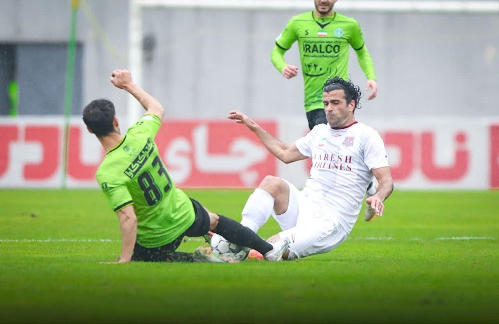 آلومینیوم با پنالتی کاپیتان کامبک زد