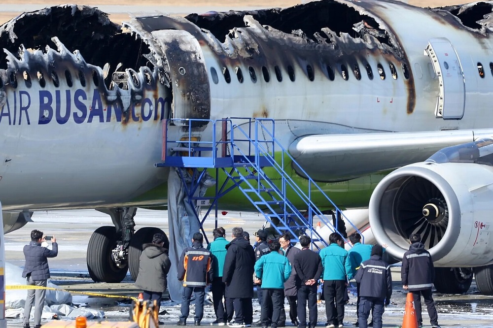 سقوط هواپیمای مسافربری آمریکایی در رودخانه