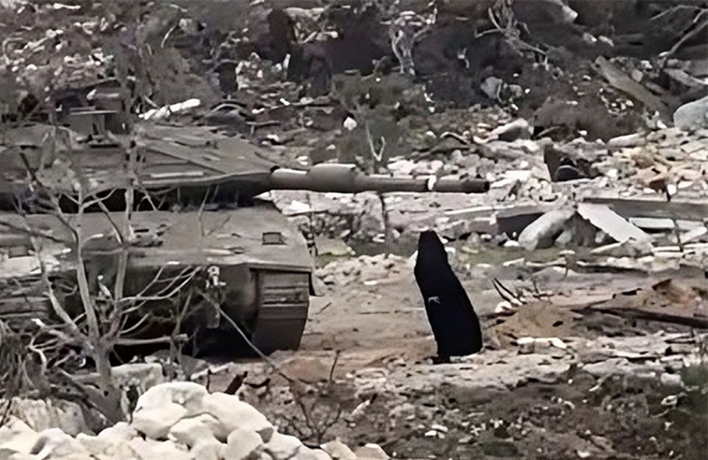 بانوی موزیسینی که جلوی تانک صهیونیستها ایستاد