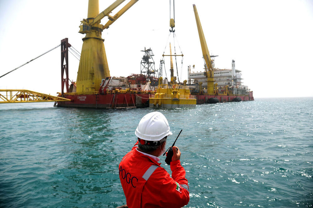 ایران رکورد ۴۶ ساله تولید نفت را شکست