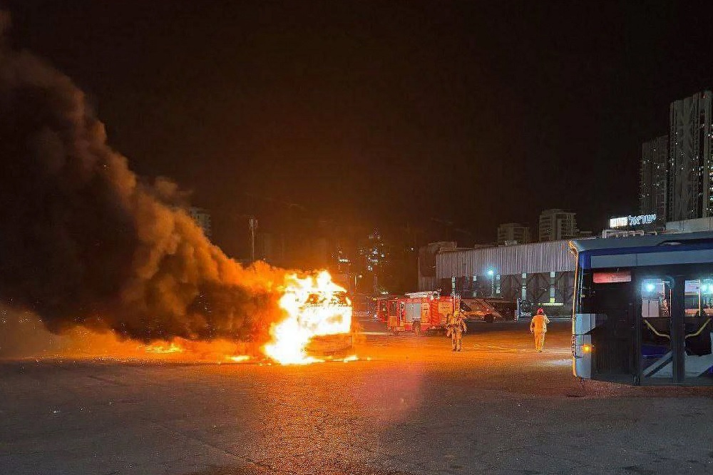 ماجرای انفجار ۳ اتوبوس چه تاثیری در تلآویو دارد؟