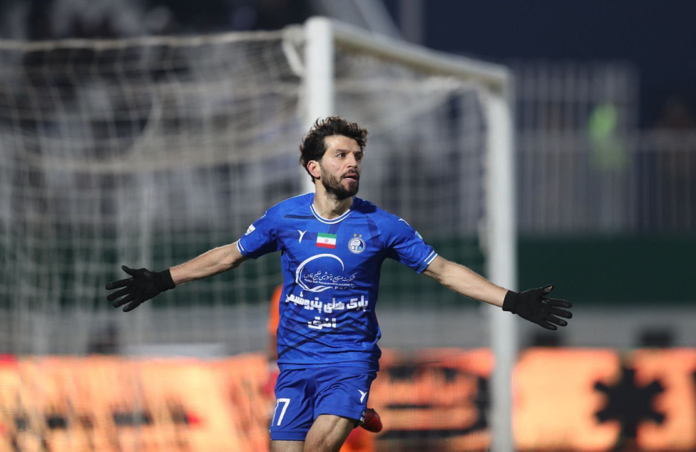 ستاره ازبک آماده برای دربی