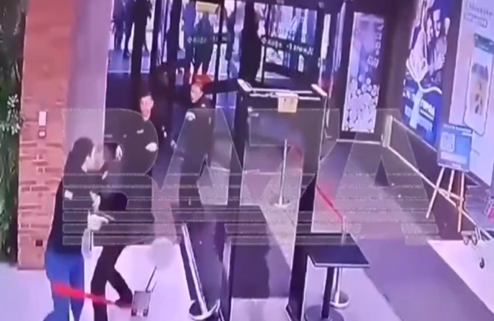 ۳ کشته در تیراندازی مرکز خرید مسکو