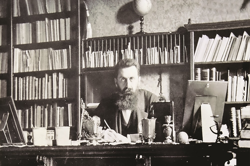 نگاهیبه سخنرانیخالق صهیونیسم در اولین کنگره جهانی صهیونیسم