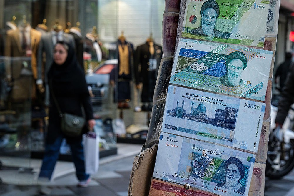 افزایش حقوق در سال ۱۴۰۵ را پلکانی کنید