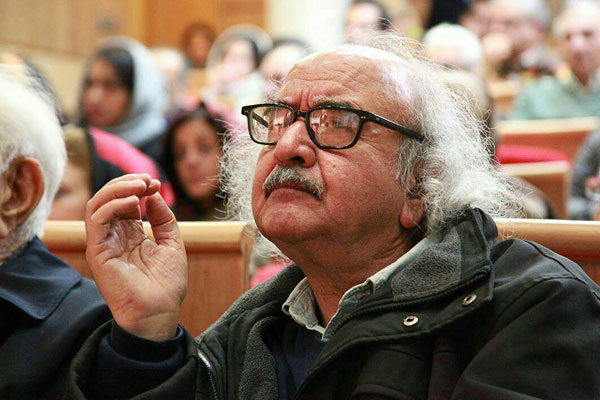 شفیعیکدکنی: بهدنبال حذف زبان فارسی هستند!