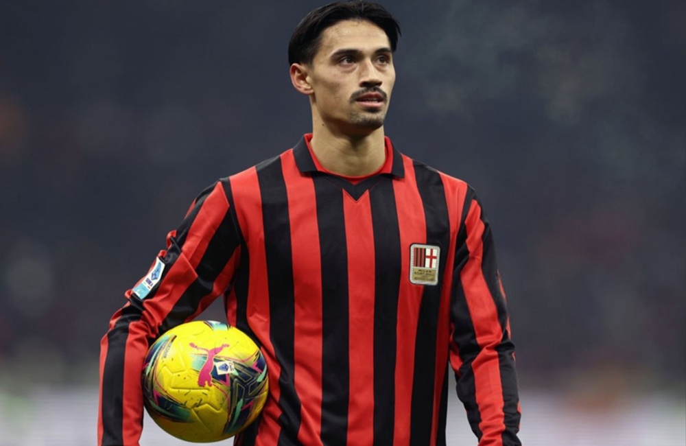 ریندرز در باشگاه میلان ماندنی شد